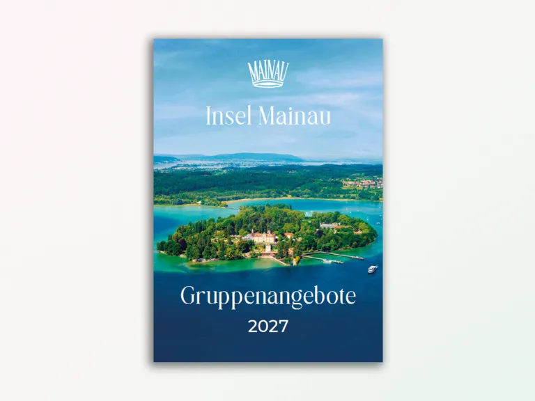 Titelbild ‚Gruppenangebote 2027‘ der Insel Mainau mit Luftaufnahme der Insel.