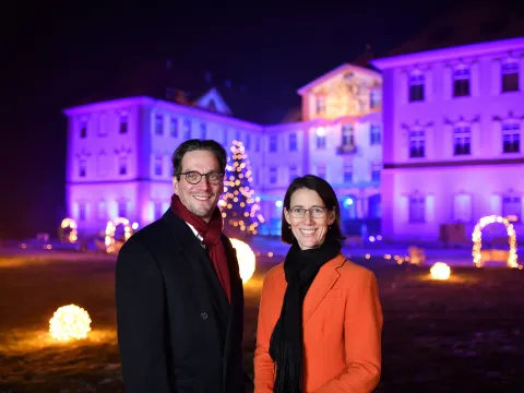 Insel Mainau / Peter Allgaier Björn Graf Bernadotte und Bettina Gräfin Bernadotte im Christmas Garden Insel Mainau