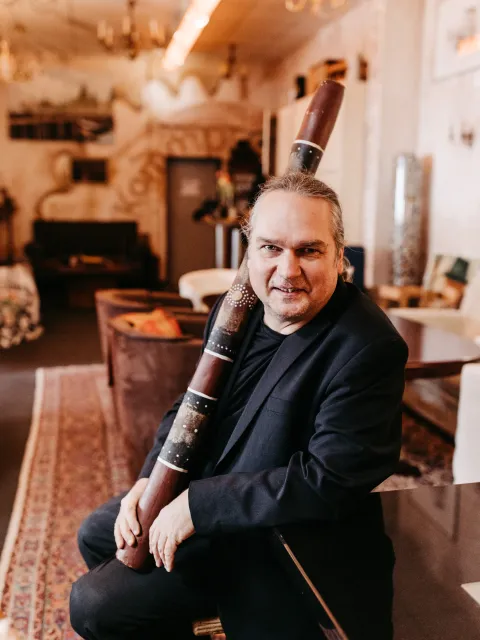 Mainau-Akademie / Michael T. Otto Michael T. Otto mit Didgeridoo